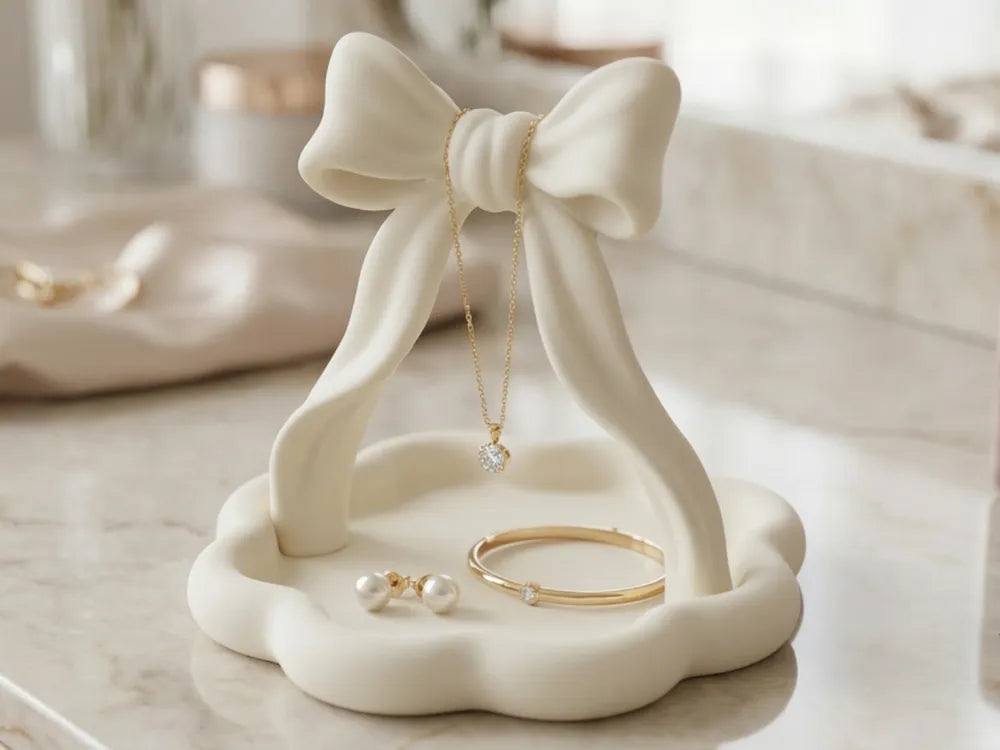 Coquette Bow Jewelry Holder