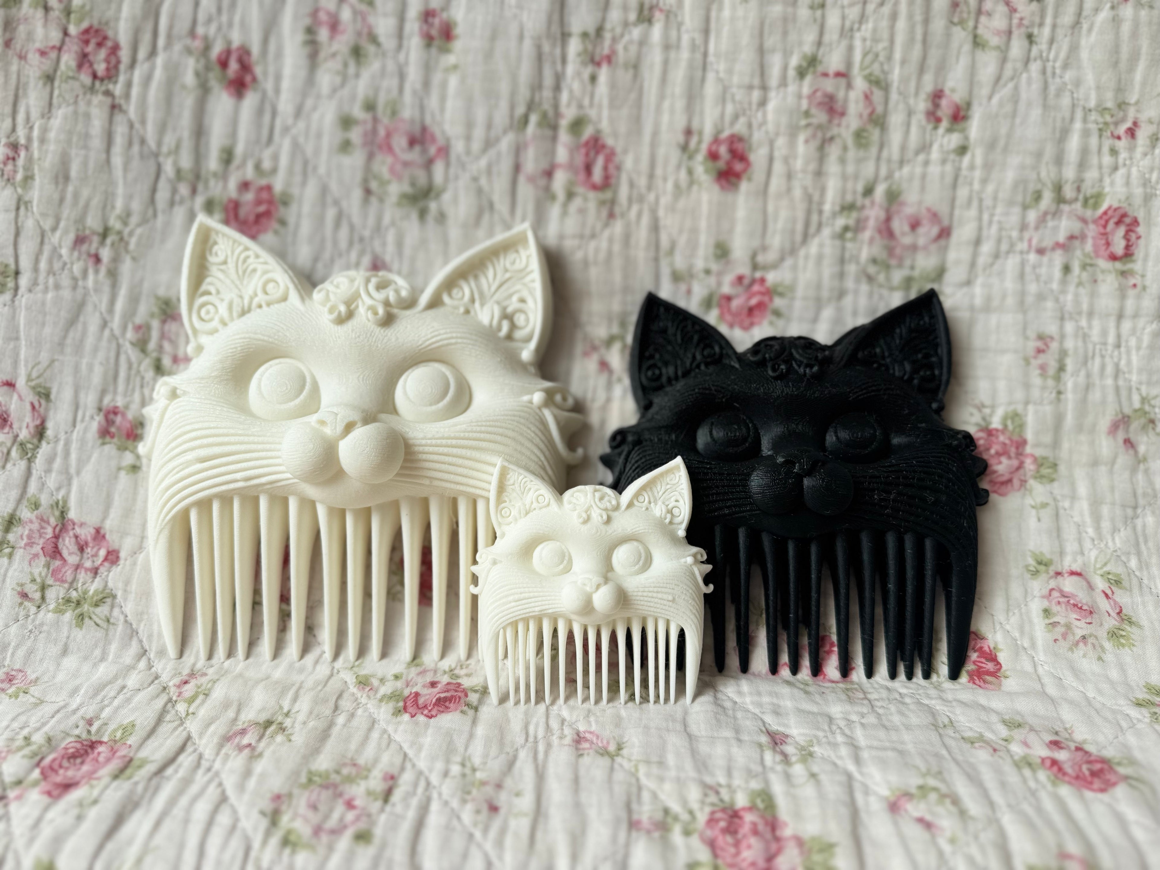 Whimsical Cat Comb L 🐱